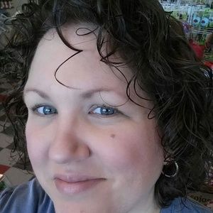 Meet your Posher, Heidi